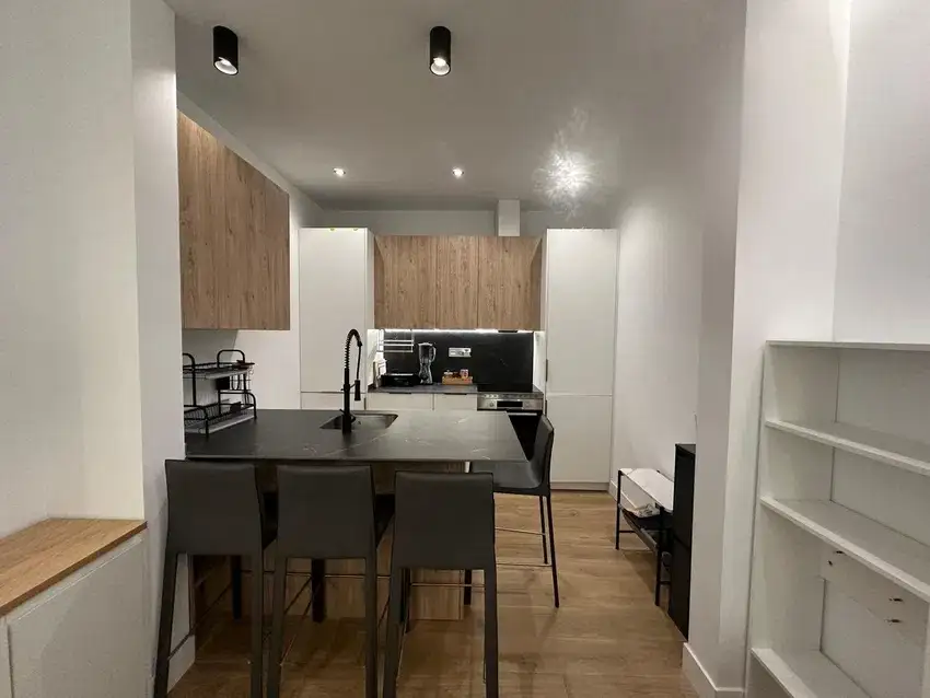 Interior detail of an Elite House apartment in Chamberí